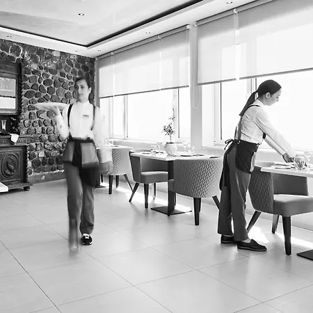 Hotell Petit Palace (adults Only) 4*